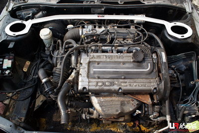 Ultra racing front - front, strut