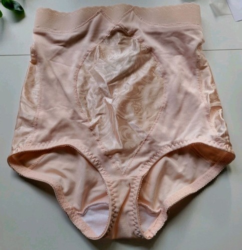 Lady manhattan vtg - lady,