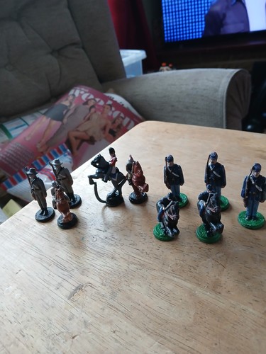 Vintage lead toy soldiers - toy, 10