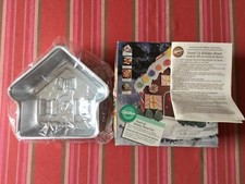 VINTAGE WILTON STAND-UP