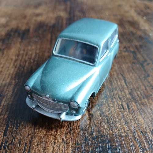 Corgi toys 206 hillman - #206, husky