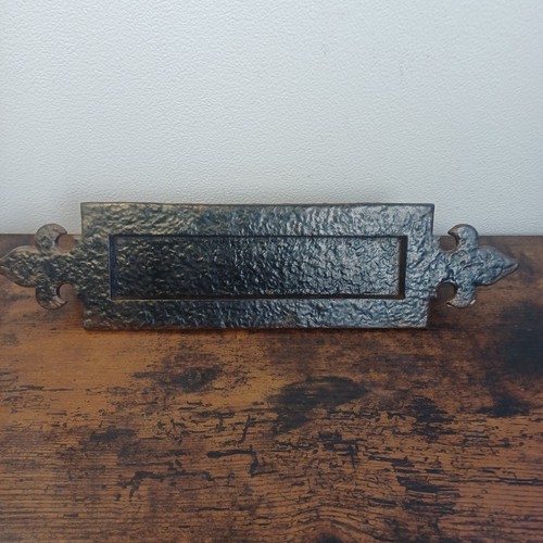 Cast iron letter plate - iron.,