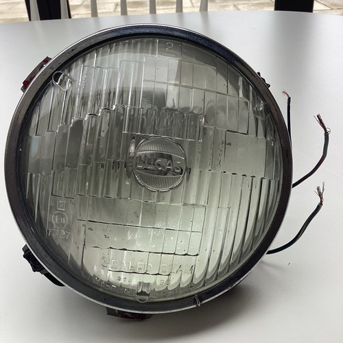 Headlight sealed beam lucas - sealed,