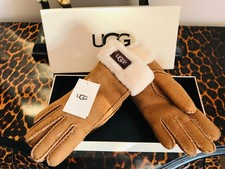 NEW UGG AUSTRALIA TAN SUEDE