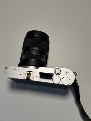 Leica with sigma - (type,