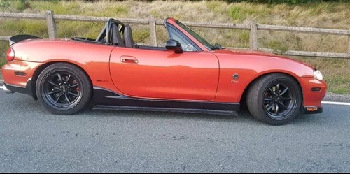 Mazda mx5 mk2 side - side, skirts