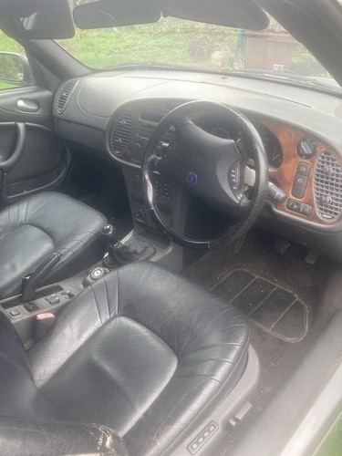 Saab walnut dashboard - 93,