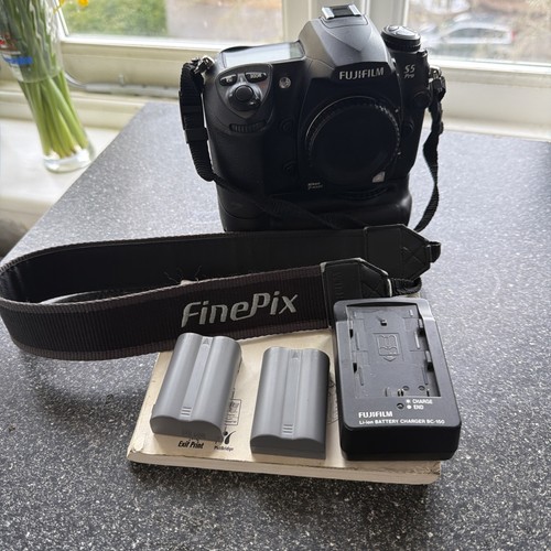 Fujifilm finepix series s5 - fujifilm,