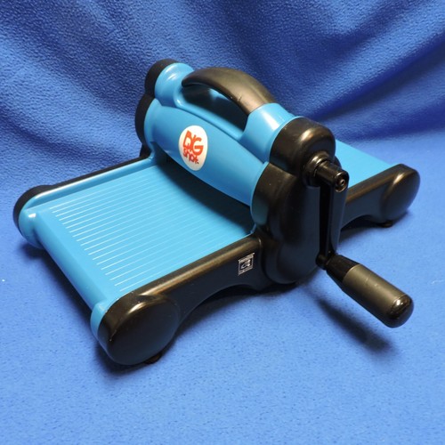 Sizzix big shot die - sizzix,