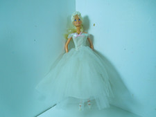 Vintage Hasbro Sindy Beautiful Bride Doll Wedding Dress ~ 2002