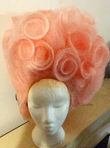 Pink curly massive pantomime - massive,