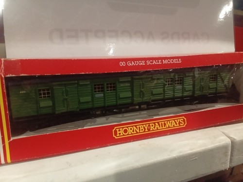 Hornby 4056 bogie luggage - hornby,