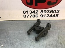 Rocker arm set (per cylinder)