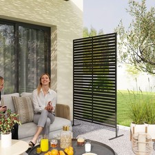 Outdoor Privacy Screen
