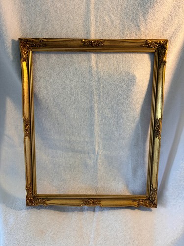 Ornate gilt picture frame
