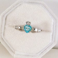 Vintage Gold Celtic Claddagh