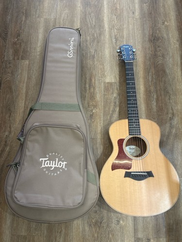 Taylor guitars mini - taylor,