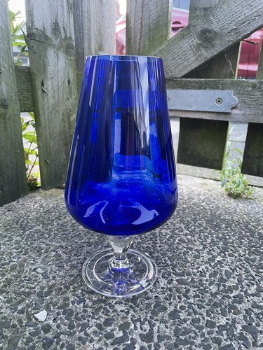 Vintage blue vase - art, glass
