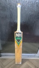 Millichamp & Hall Cricket Bat