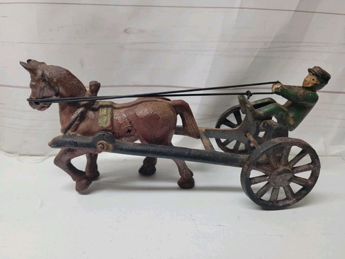Cast iron horse - cast, sulky