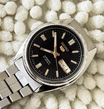 Seiko 5 Automatic 21 Jewels Japan Black Dial Gold Indexes Arabic/English 7S26