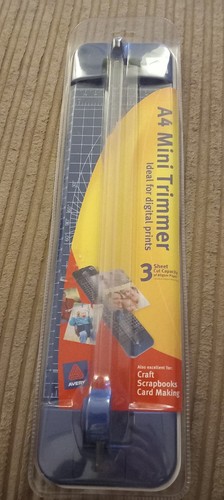 Avery mini trimmer sheet - 3,