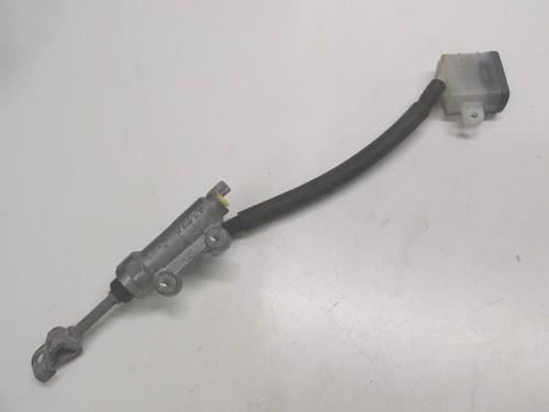 Rear brake master - , cylinder