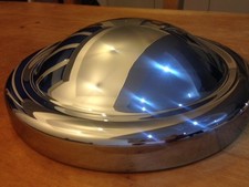 PEARMAN BRIGGS SAFARI CLASSIC CARAVAN 4 BERTH NEW HUB CAPS X 2 (FREE UK POST)