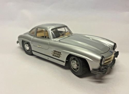 Burago 1954 mercedes benz - 1:18,