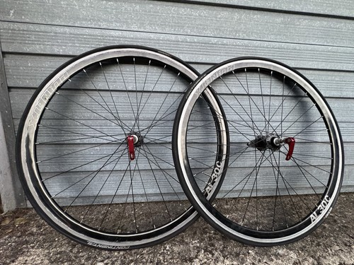 Planet 700c al30c road - x,