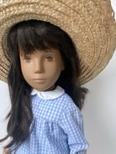 An Original  brunette Sasha Doll From The 60’/70’s