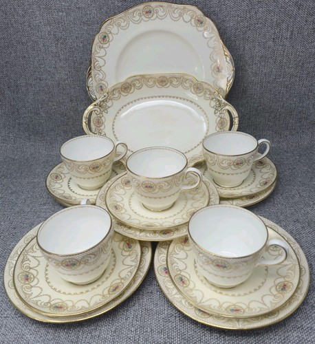 Vintage wedgwood gold swags - wedgwood,