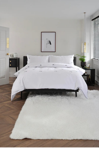 Feather embroidered bedlinen - embroidered,
