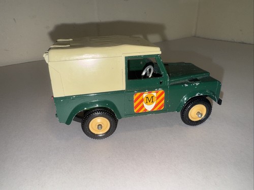 Britains farm land rover 32 - farm,