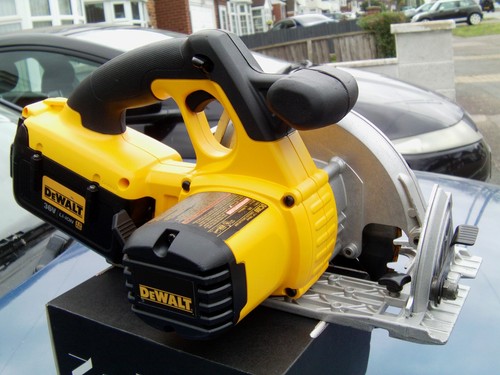 Dewalt dc300 ion 36v - dc300, li-ion