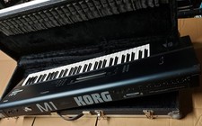 Korg M1 Synthesizer Keyboard