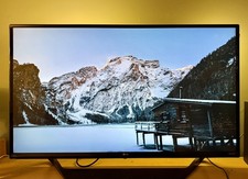 LG 4K UHD TV 43” Inch in