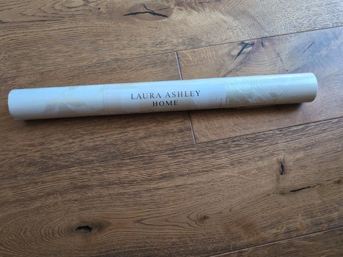Laura ashley superior - laura,