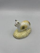 Antique - Alcock Recumbant Cat