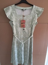 Mantaray Pale green yellow