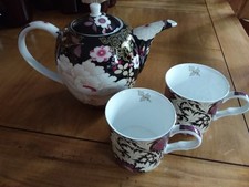 Maxwell Williams KIMONO Bone China Teapot 1.25L  Black/Floral & 2 V&A China Mugs