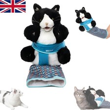 Cats Puppet Wrestler, Cats