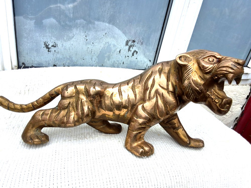 Vintage solid brass tiger - brass,