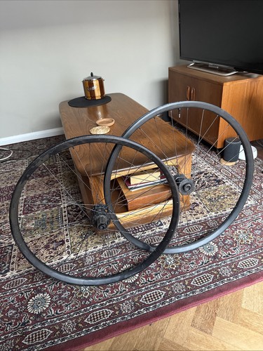 Specialized mullet wheelset - specialized,