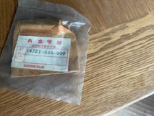 Nos HONDA EXHAUST VALVE