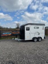 Cheval Liberte MAXI 2 Diagonal Loading Large double horse trailer herringbone wi