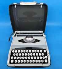 Smith Corona Zephyr Vintage 1960s Deluxe Typewriter with Case Made in England