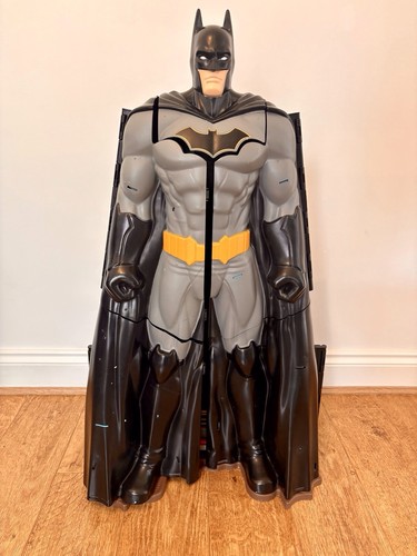 Batman batcave command centre - batman,