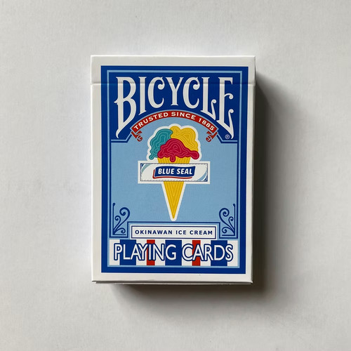 Bicycle blue seal - seal, playing