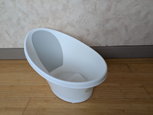 Shnuggle baby bath tub - bath,